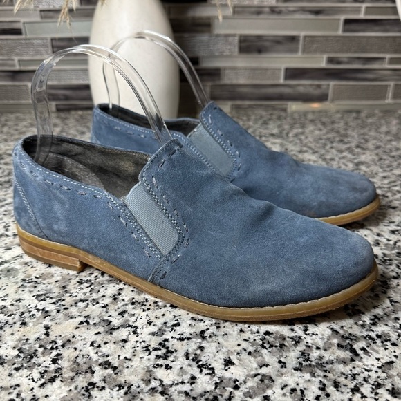 HP by Hush Puppies Shoes - HP By Hushpuppies Women's Blue Moyen Flats Size 8.5